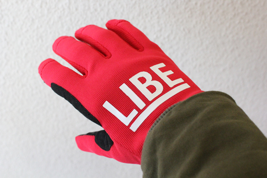 LIBE × ST-LINE コラボグローブ