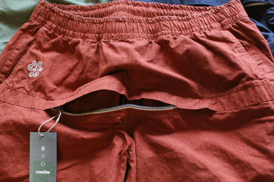 REMILLA BOAT ZIP SHORTS